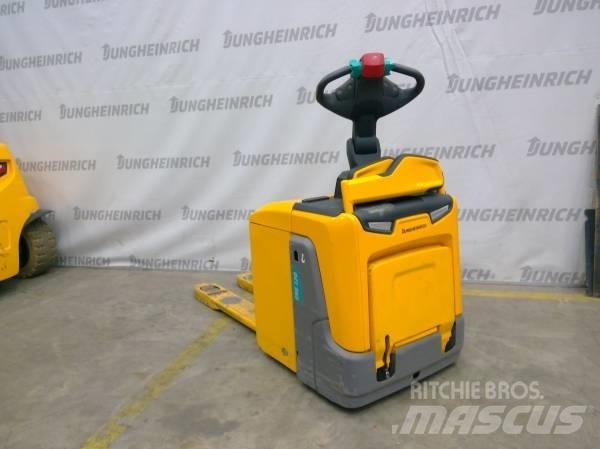 Jungheinrich ERE 120 Low lifter with platform