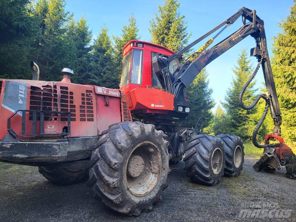Komatsu 911.4 Harvesters