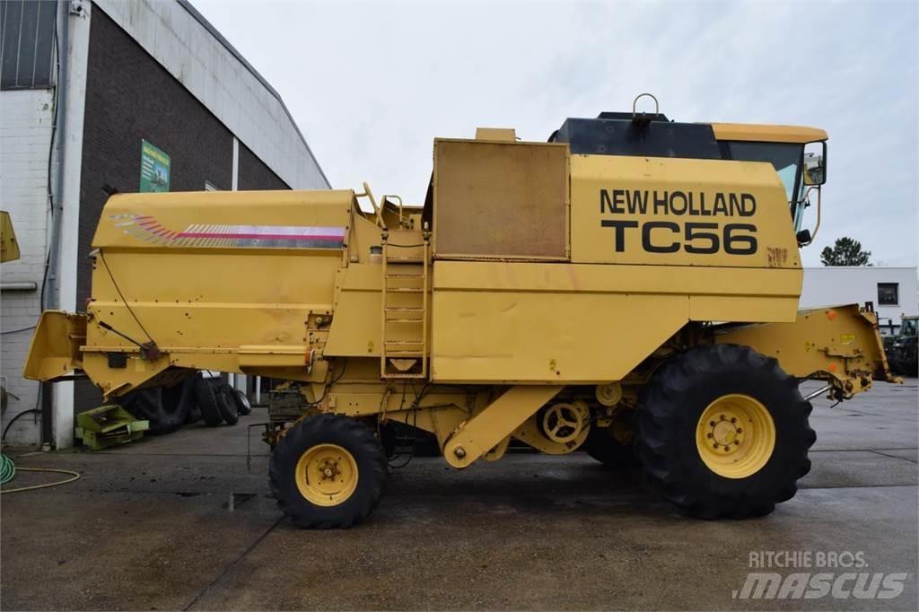 New Holland TC 56 Combine harvesters