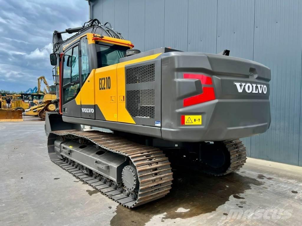 Volvo EC210 Crawler excavators