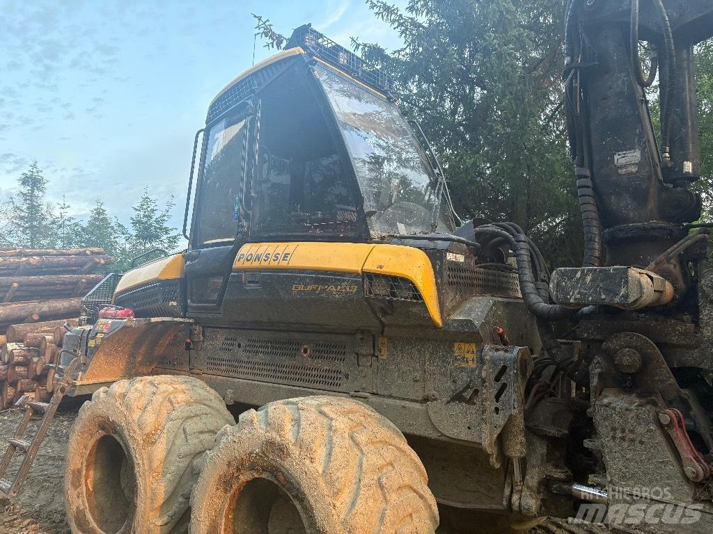 Ponsse Buffalo 8W Forwarders