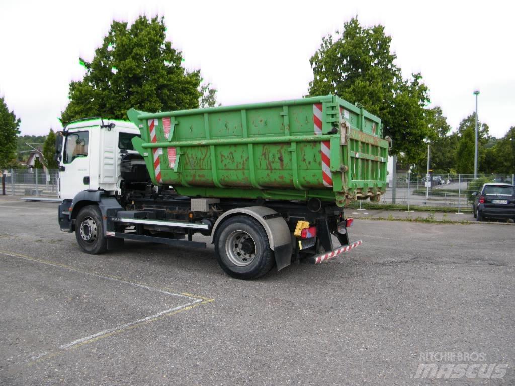 MAN TGM 18.320 Hook lift trucks