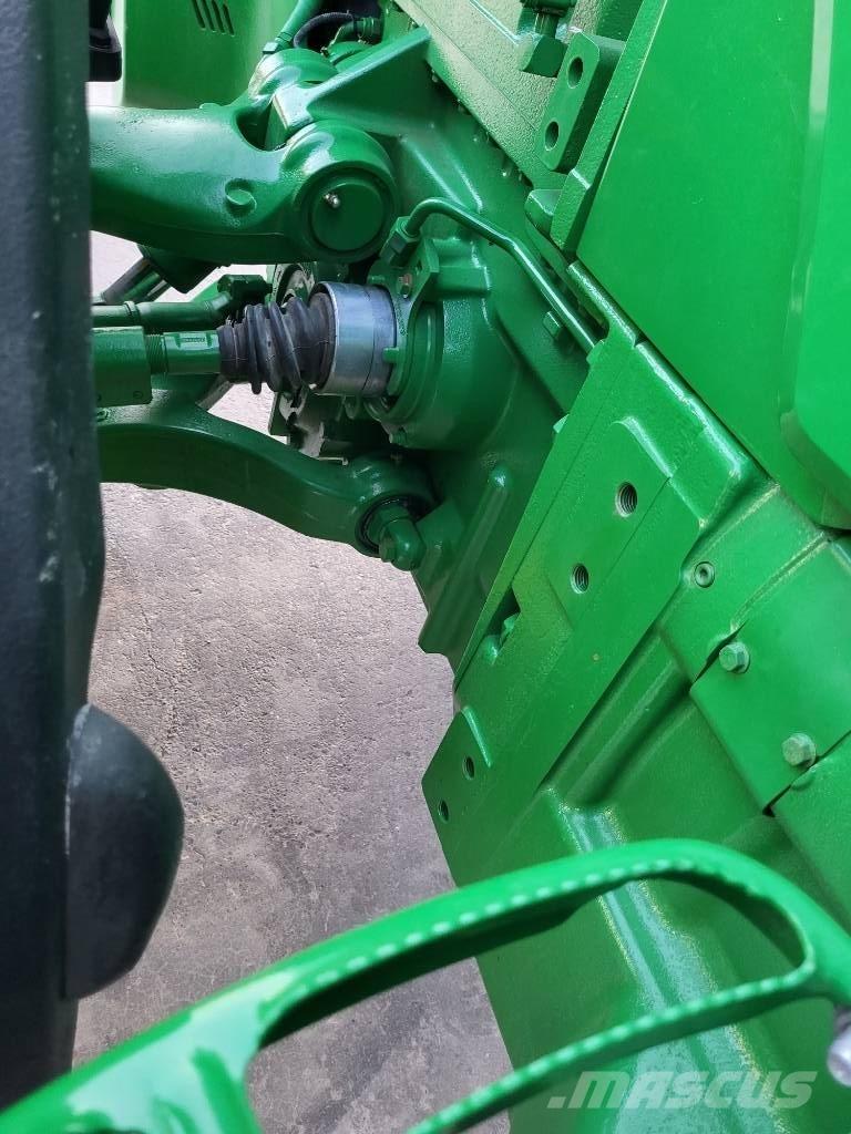 John Deere 8345 R Tractors