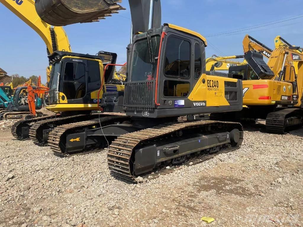 Volvo ec240 Long reach excavators
