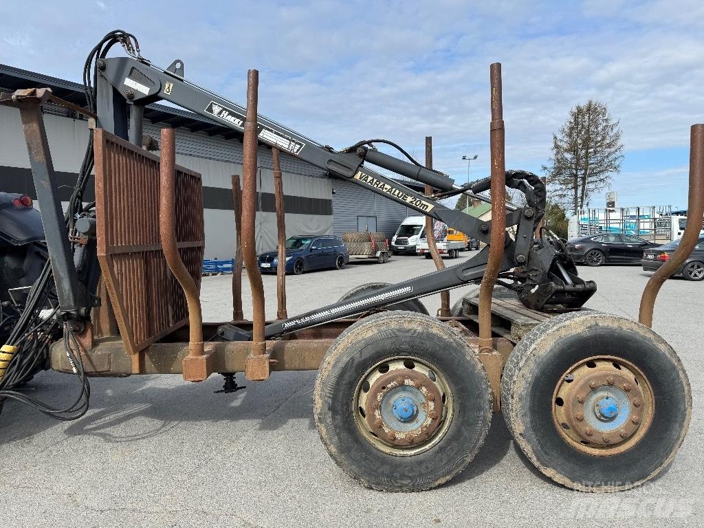 Hakki 25+ kärry Cranes and loaders