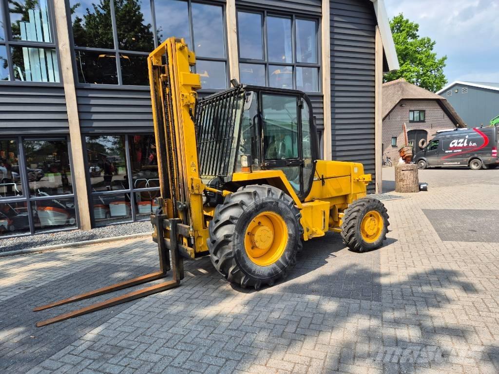 JCB 926 Rough terrain trucks