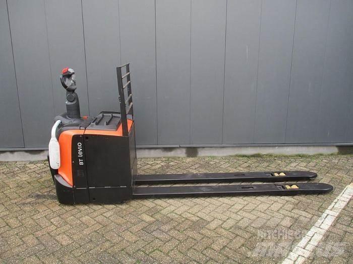 Toyota LPE 250 Low lifter with platform