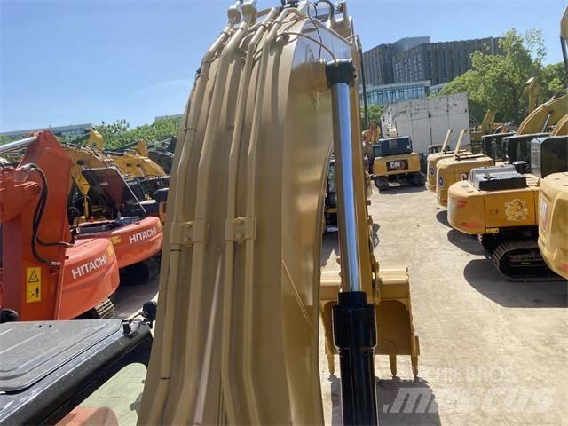 CAT 330 GC Crawler excavators