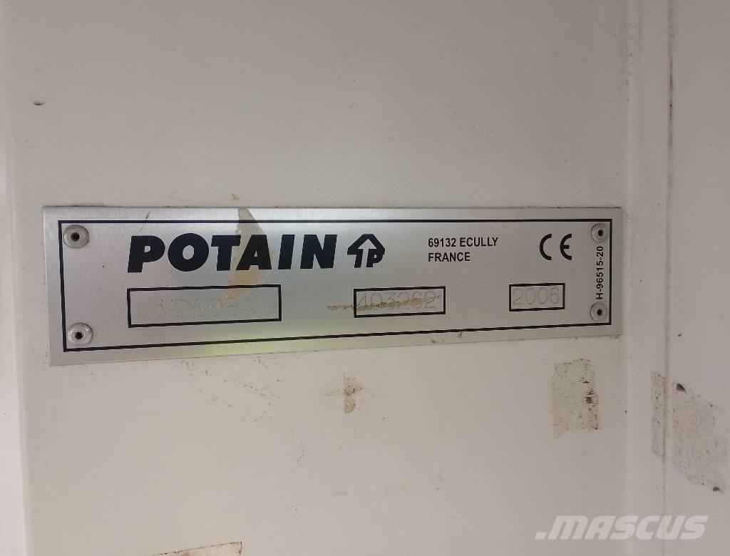 Potain MD208A Tower cranes