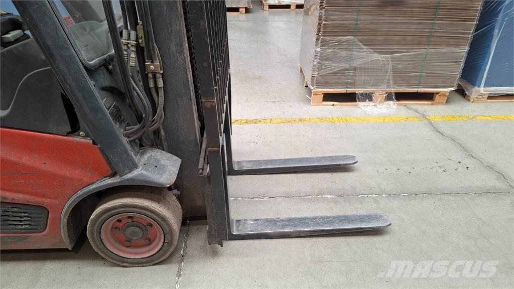 Linde E15 - 01 Construction - Others