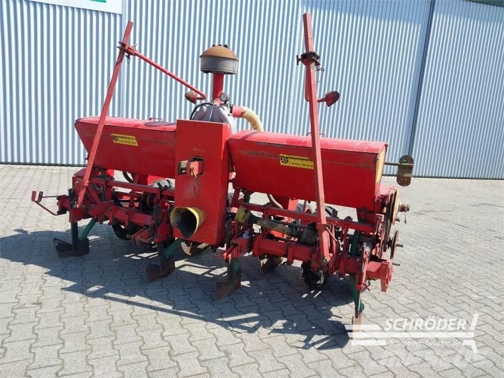 Becker AEROMAT Precision sowing machines