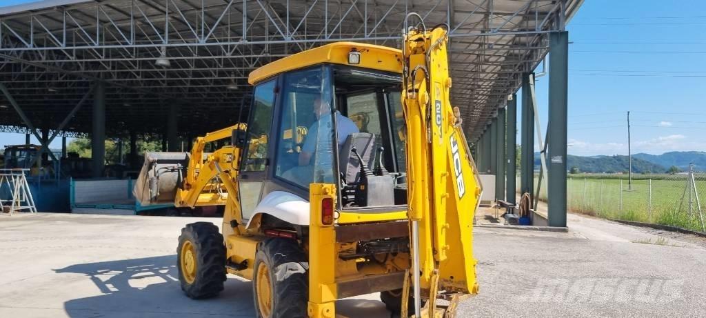 JCB 2cx Backhoe loaders