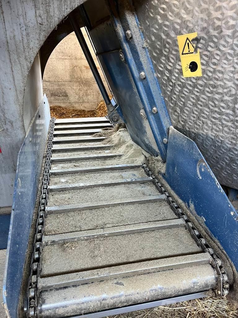  Pagliari Thv 116 Mixer feeders