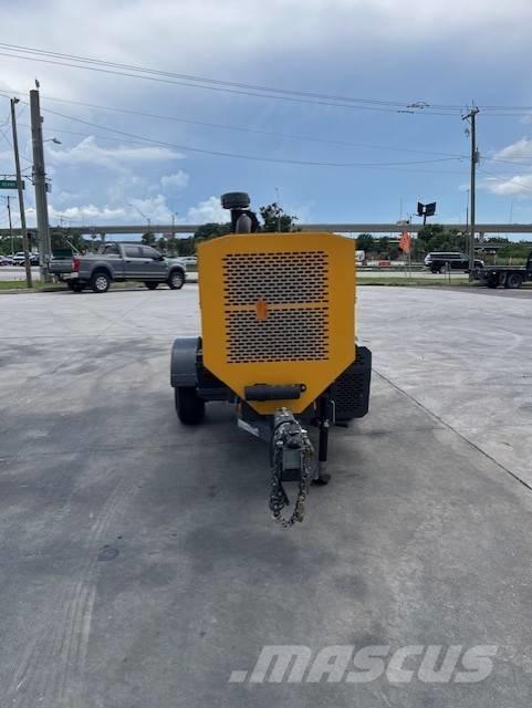 Mayco LS300GK Concrete pump trucks