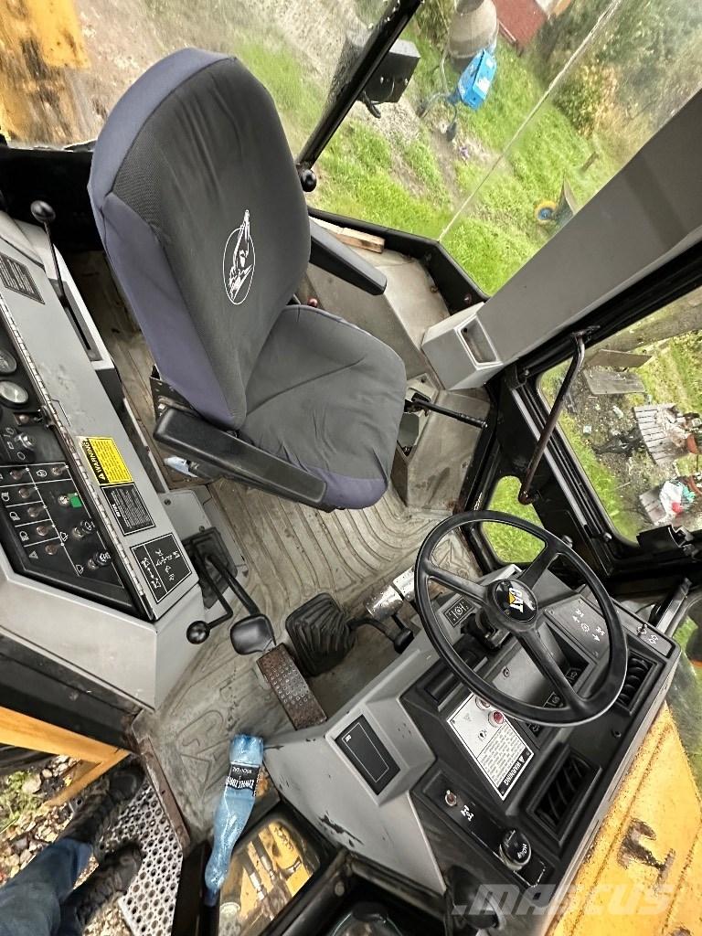 CAT 416B Backhoe loaders