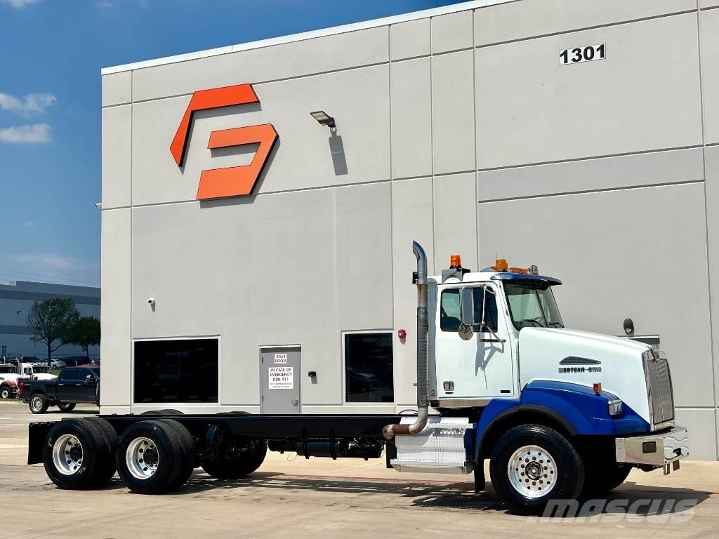 Western Star 4900 Tractor Units