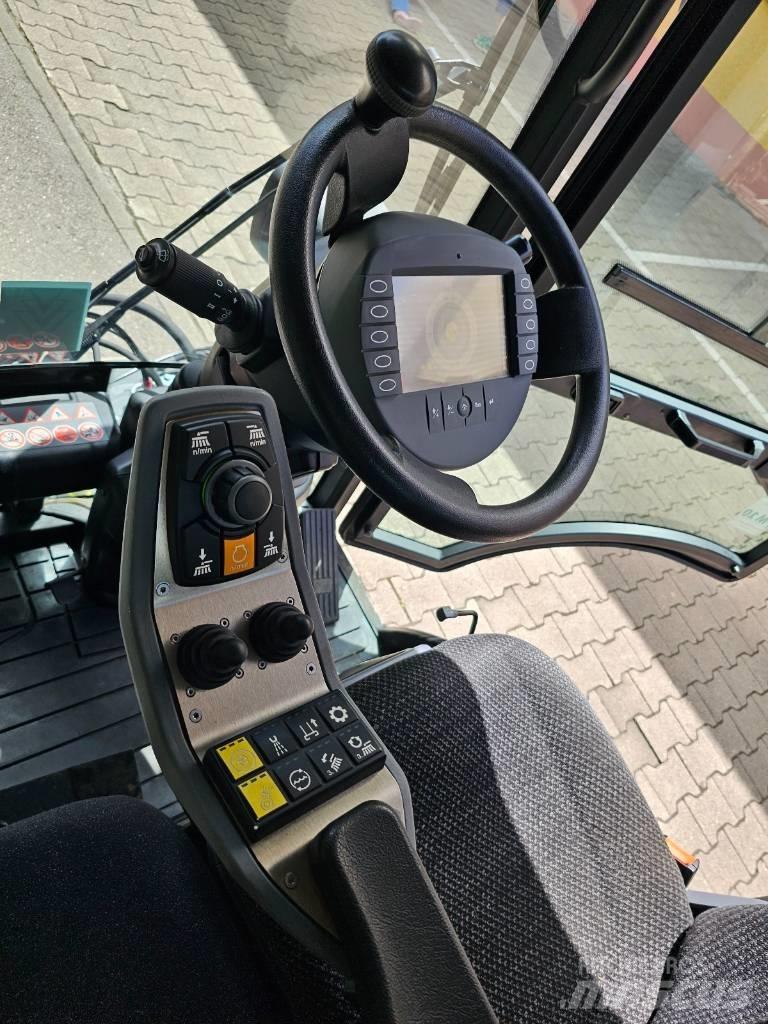 Kärcher MC130 Sweepers
