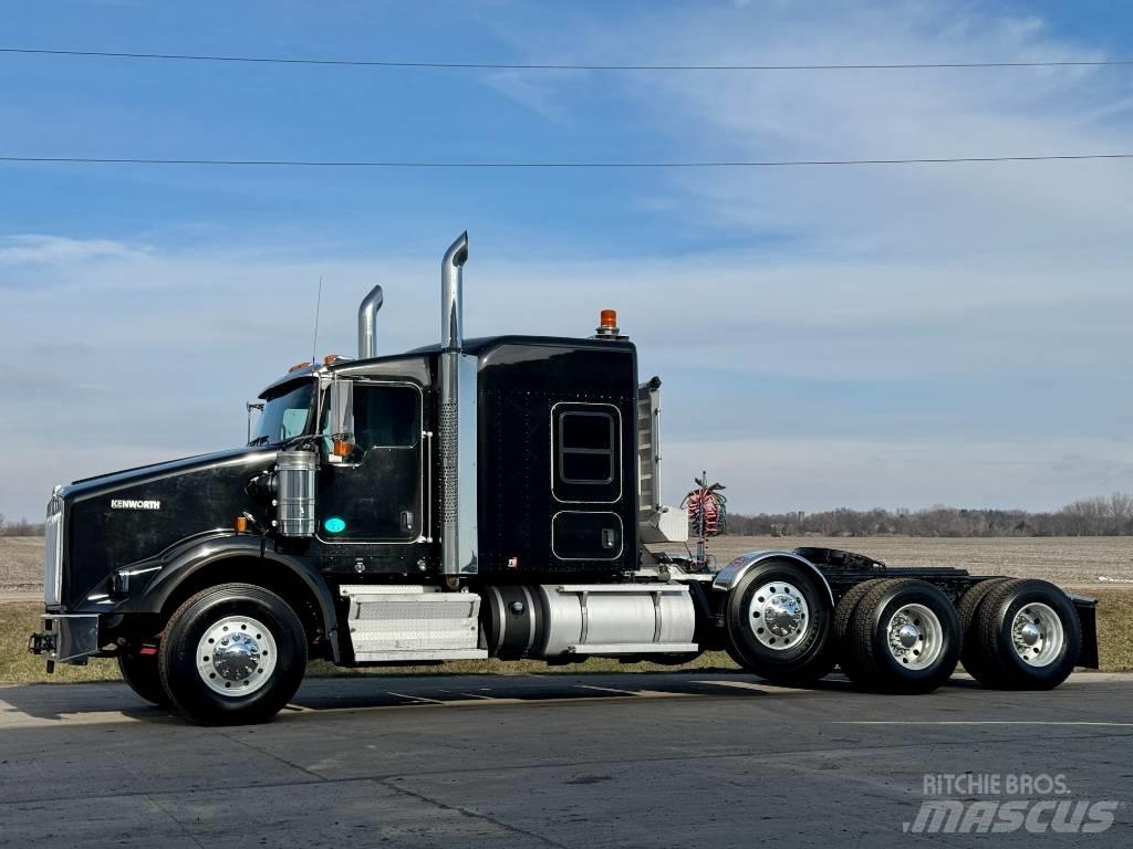 Kenworth T800 Tractor Units