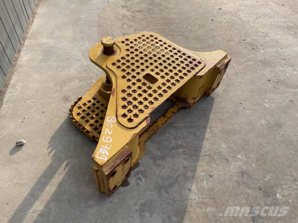 CAT D6K Zugtraverse Other components