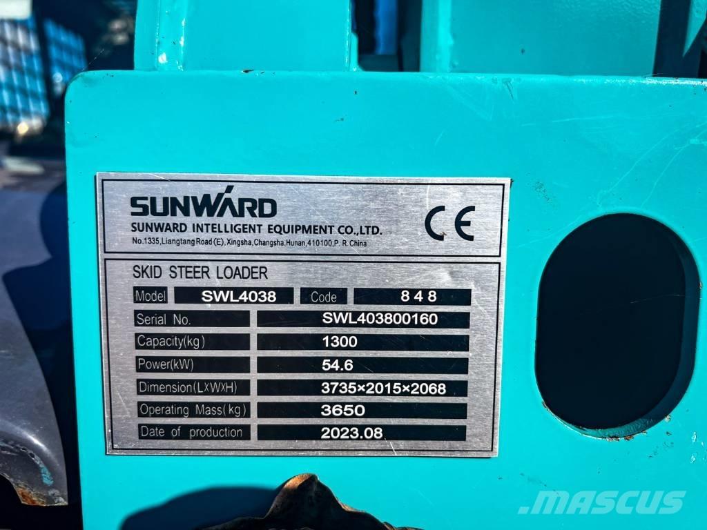 Sunward 4038 Skid steer loaders