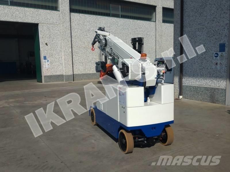 Galizia GF42 Mini cranes