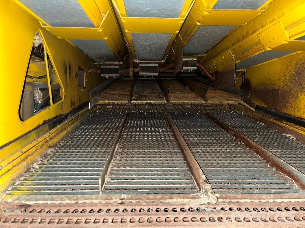 Sampo-Rosenlew 2050 Combine harvesters