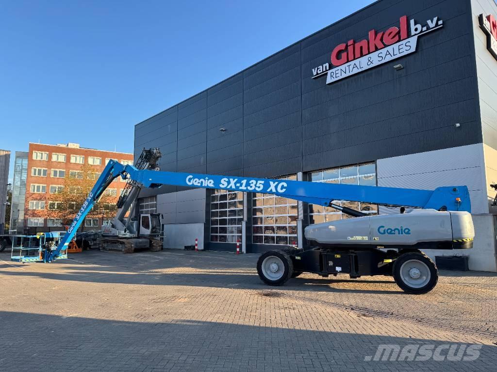Genie SX 135 XC Telescopic boom lifts