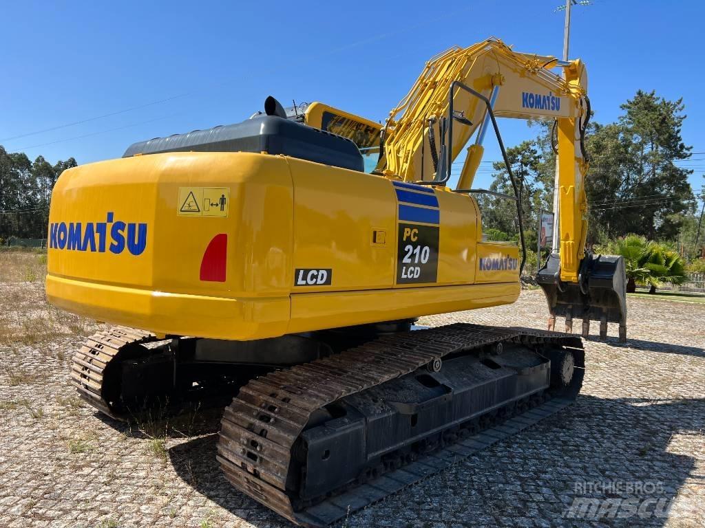 Komatsu PC 210 LCD-8 Crawler excavators