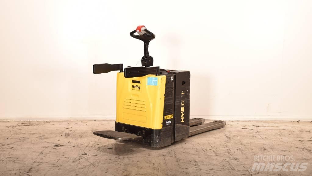 Hyster P 2.0 S Low lifter with platform