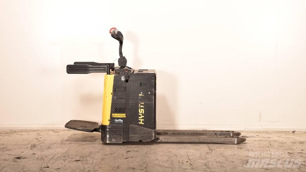 Hyster P 2.0 S Low lifter with platform
