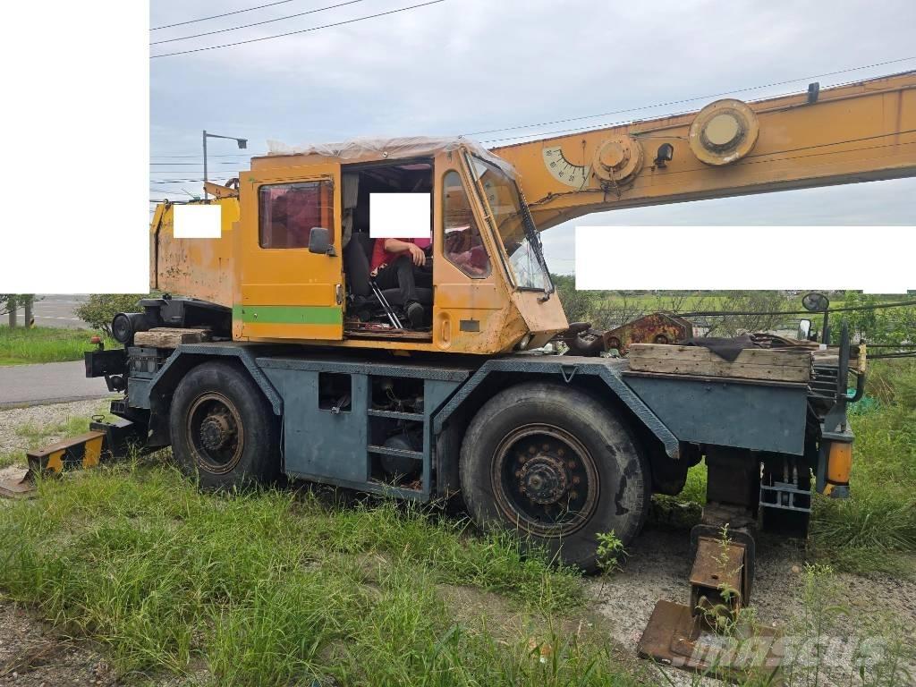Tadano TR 160 M-2 Rough terrain cranes