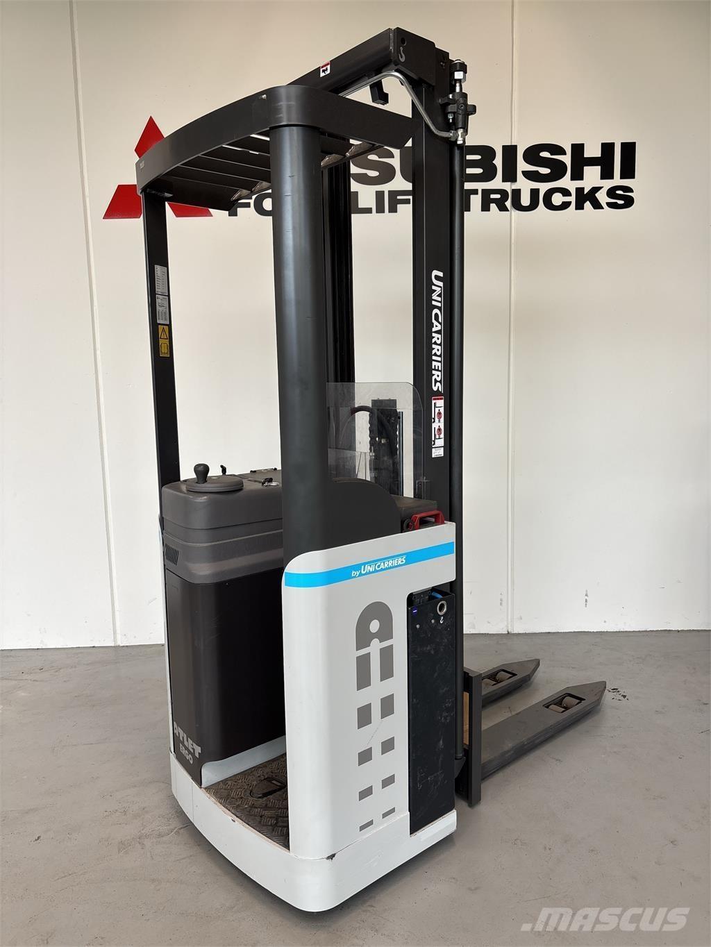 Atlet A160 Self propelled stackers