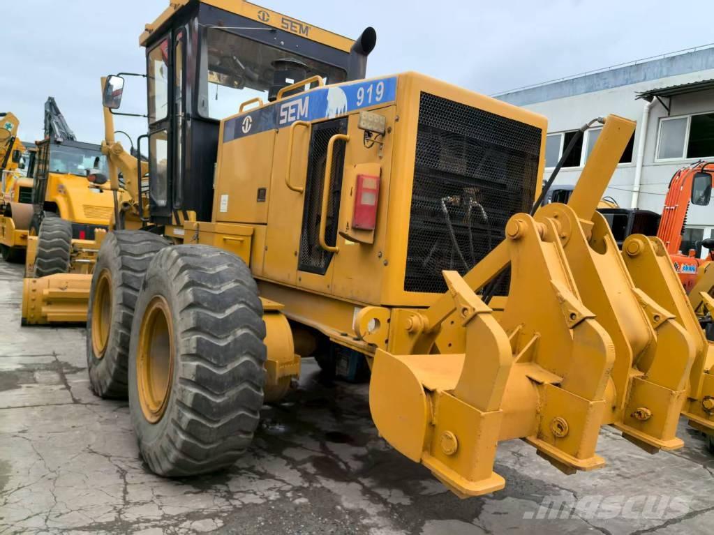 SEM 919 Graders