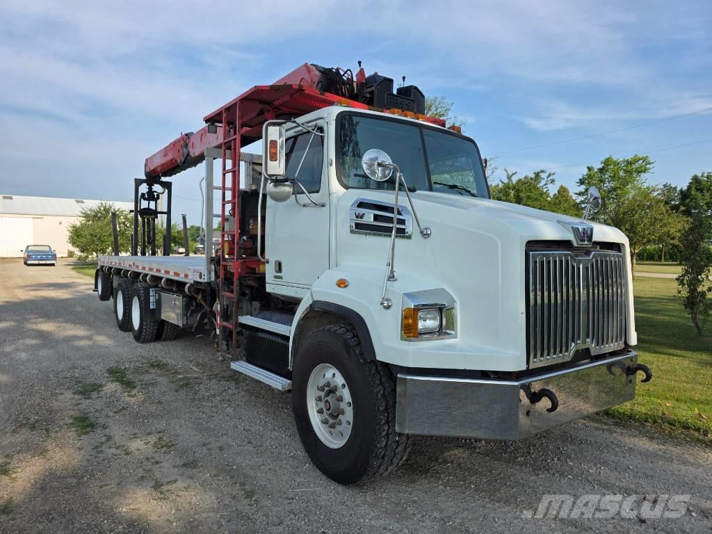 Western Star 4700 SB Tractor Units