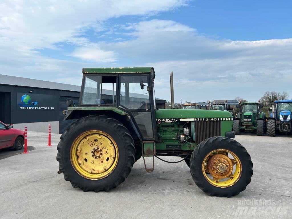 John Deere 3140 Tractors