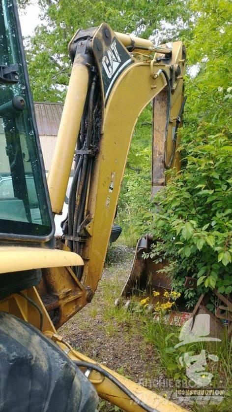 CAT 420 D Backhoe loaders