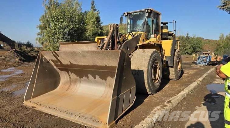 Volvo L 220 F Wheel loaders