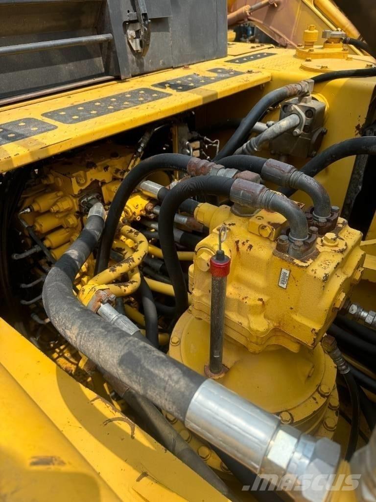 Komatsu PC 400-8 Crawler excavators