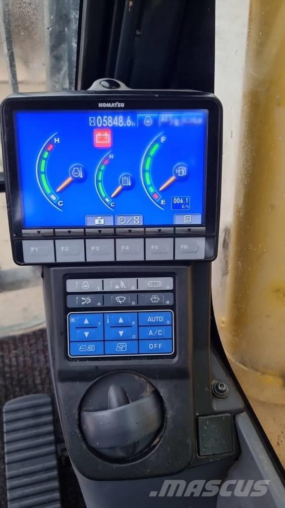 Komatsu PC 210 LC-10 Crawler excavators
