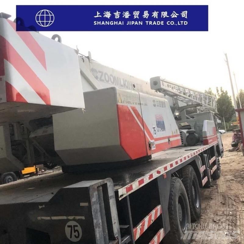 Zoomlion QY 25 All terrain cranes