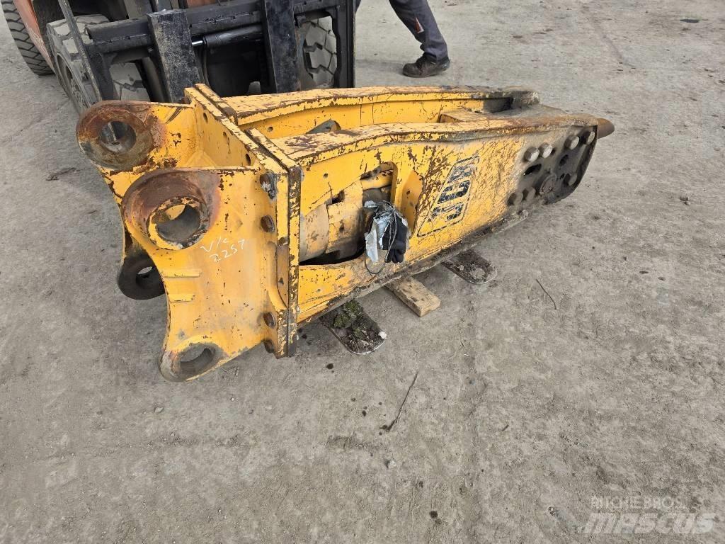 JCB 2T Hammers / Breakers