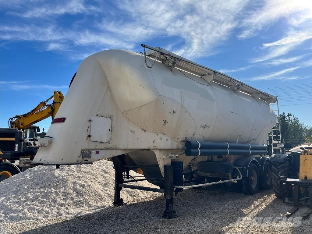 Spitzer SF2439PI Tanker semi-trailers