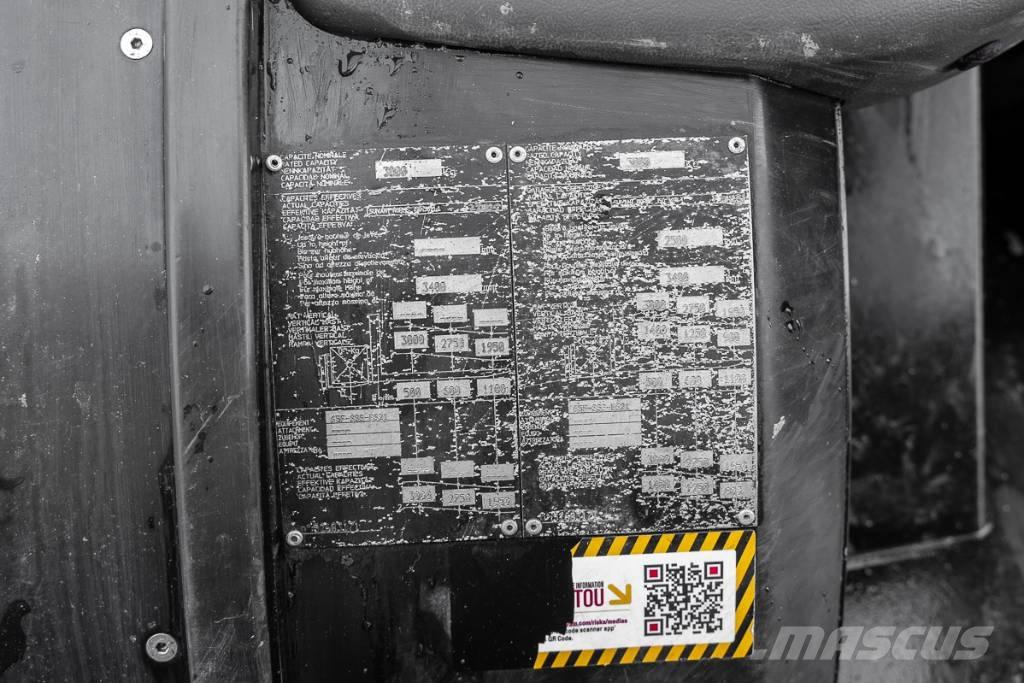 Manitou MC 30-4 D Diesel trucks