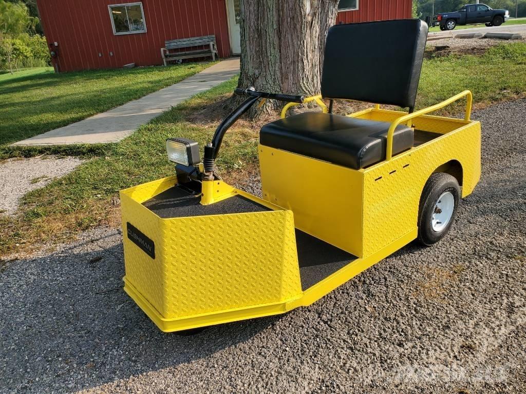 Cushman Minute Miser Towing trucks