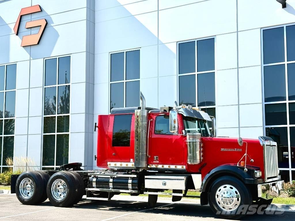 Western Star 4900 EX Tractor Units