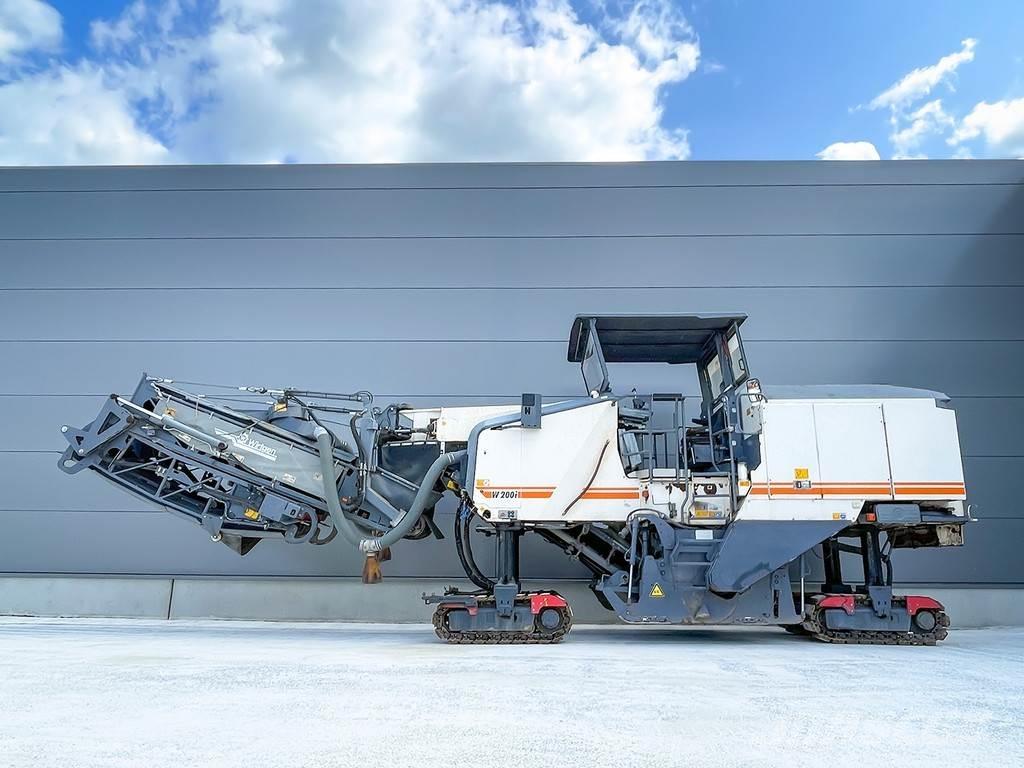 Wirtgen W 200 I Asphalt cold milling machines