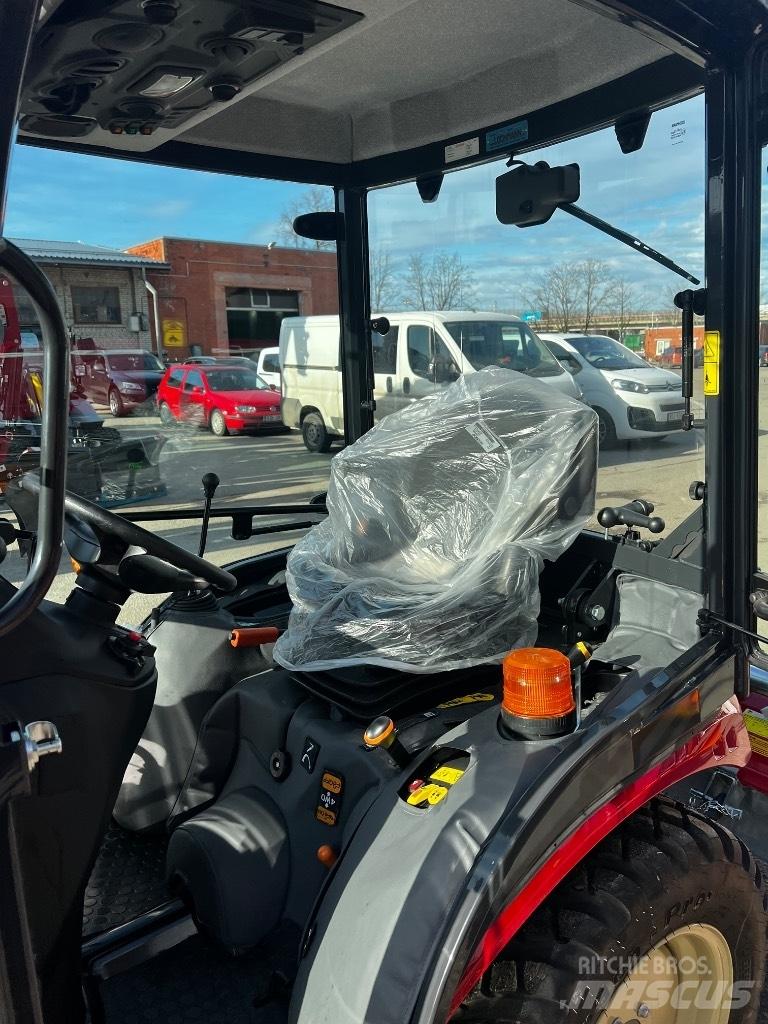 Yanmar SA424V-Q Compact tractors