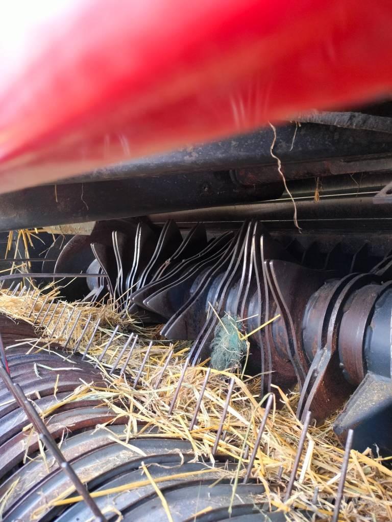 Vicon RF135 Round balers