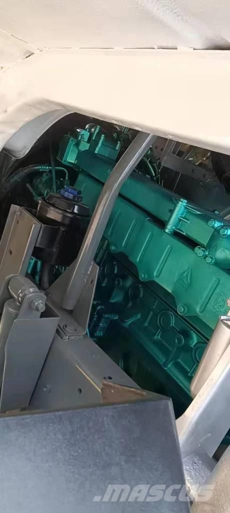 Howo 371 6x4 Tractor Units