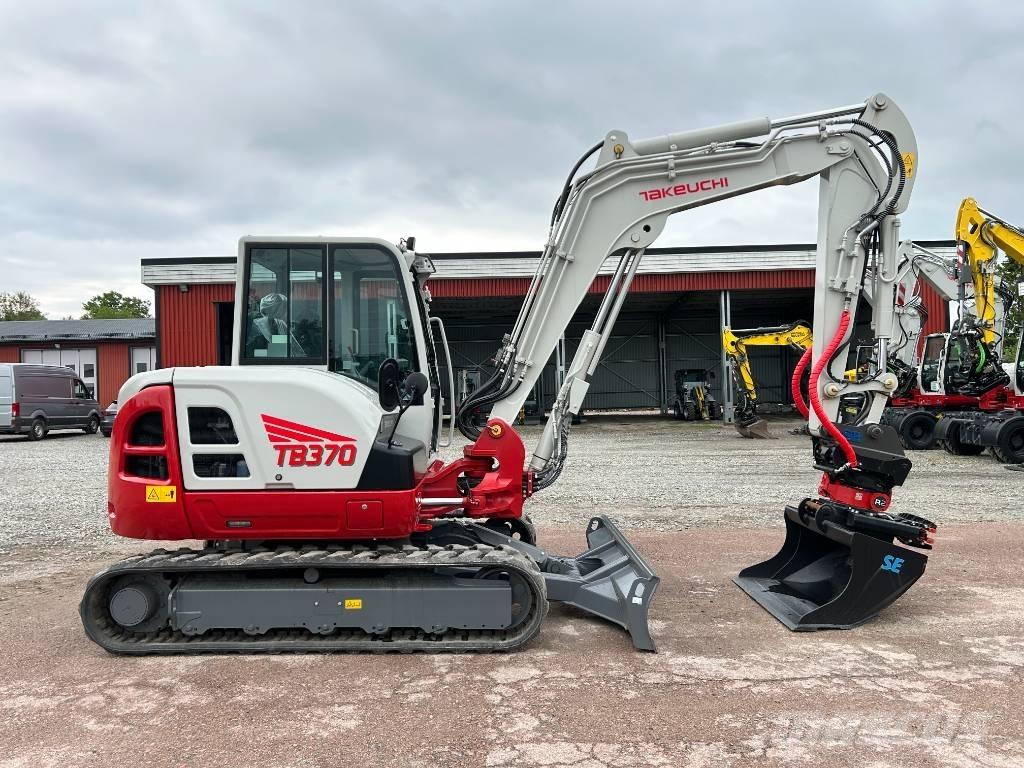 Takeuchi TB370 Midi excavators  7t - 12t